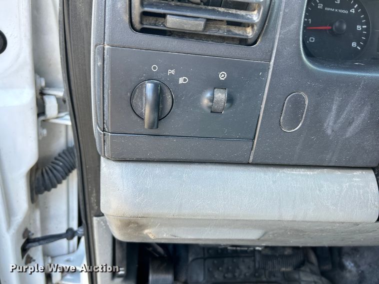 image for item NL9485 2005  Ford F450 Super Duty XL  utility / service truck