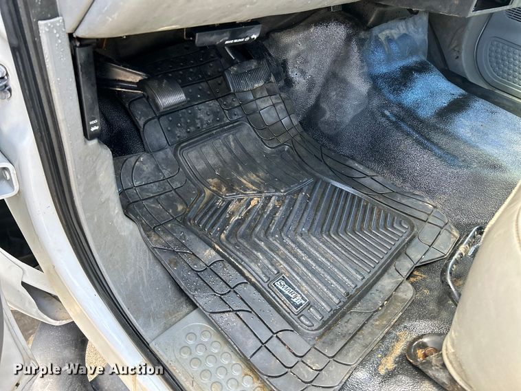 image for item NL9485 2005  Ford F450 Super Duty XL  utility / service truck