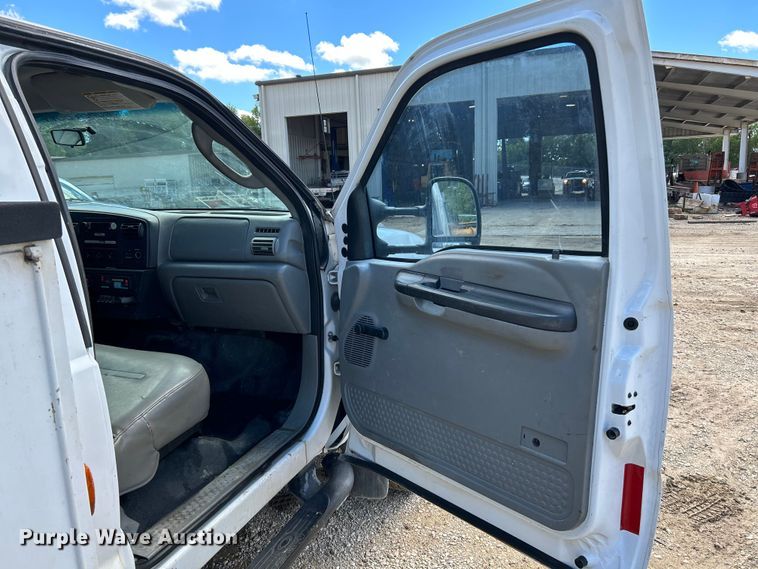 image for item NL9485 2005  Ford F450 Super Duty XL  utility / service truck