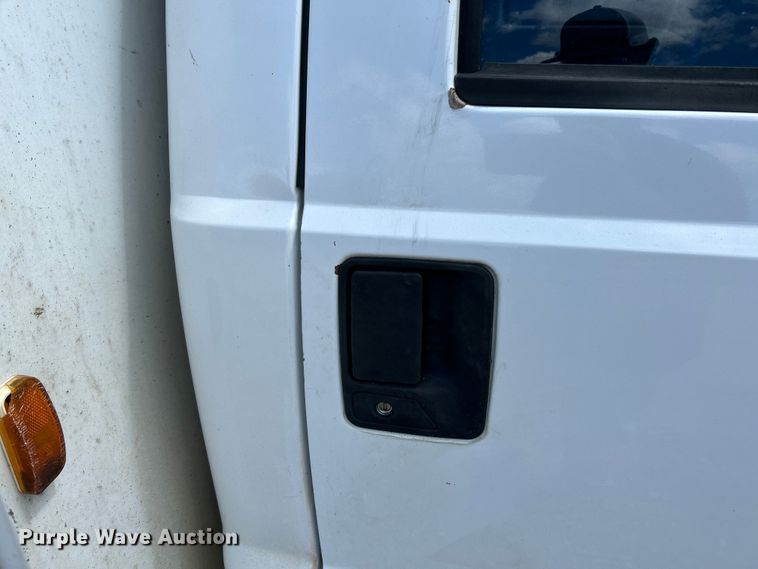 image for item NL9485 2005  Ford F450 Super Duty XL  utility / service truck