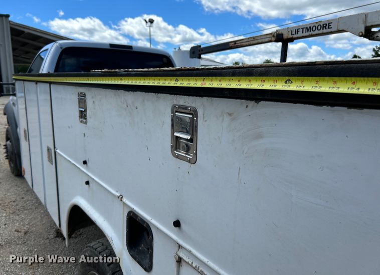 image for item NL9485 2005  Ford F450 Super Duty XL  utility / service truck