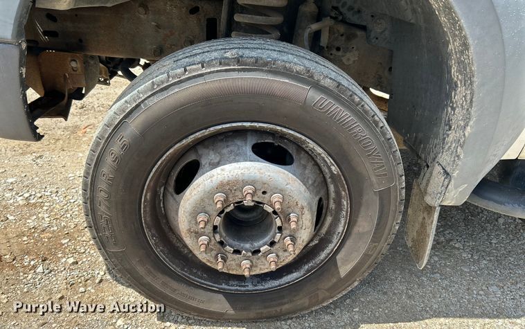 image for item NL9485 2005  Ford F450 Super Duty XL  utility / service truck