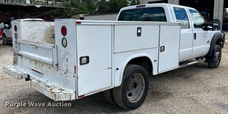 image for item NL9486 2015  Ford F550 Super Duty XL  Crew Cab utility / service truck