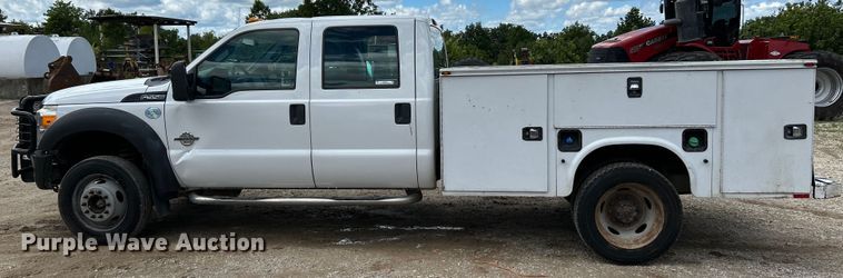 image for item NL9486 2015  Ford F550 Super Duty XL  Crew Cab utility / service truck
