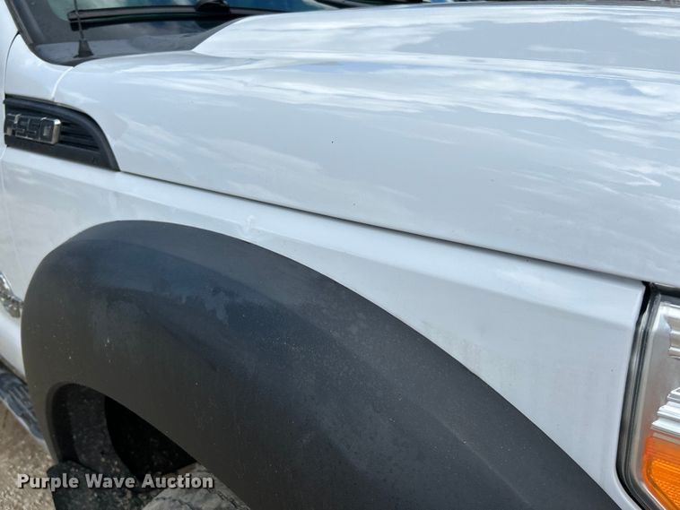 image for item NL9486 2015  Ford F550 Super Duty XL  Crew Cab utility / service truck