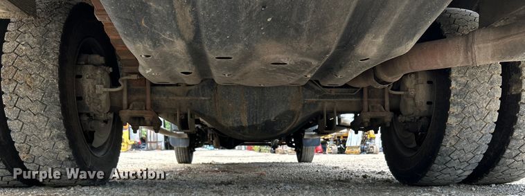 image for item NL9486 2015  Ford F550 Super Duty XL  Crew Cab utility / service truck