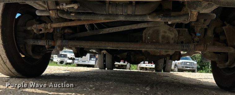 image for item NL9486 2015  Ford F550 Super Duty XL  Crew Cab utility / service truck