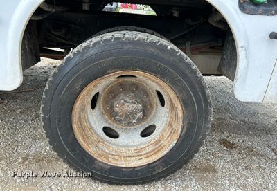 image for item NL9486 2015  Ford F550 Super Duty XL  Crew Cab utility / service truck