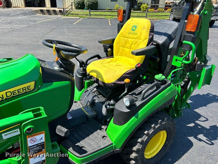 image for item NL9522 2019 John Deere 1025R  tractor