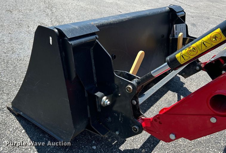 image for item NL9523 2021 Massey Ferguson GC1723  tractor