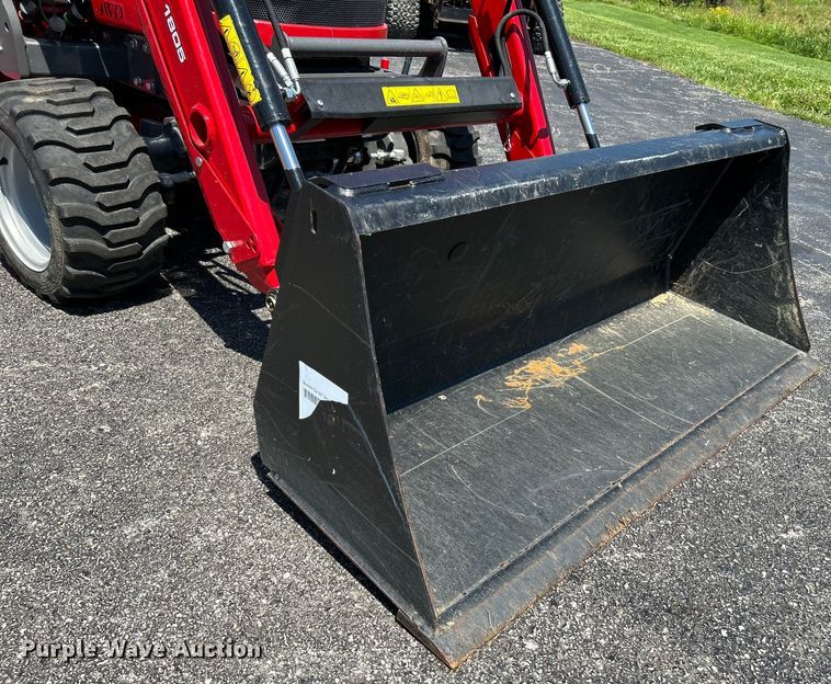 image for item NL9523 2021 Massey Ferguson GC1723  tractor