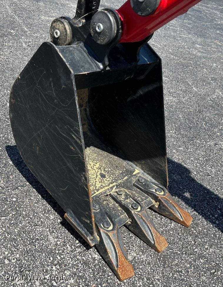 image for item NL9523 2021 Massey Ferguson GC1723  tractor