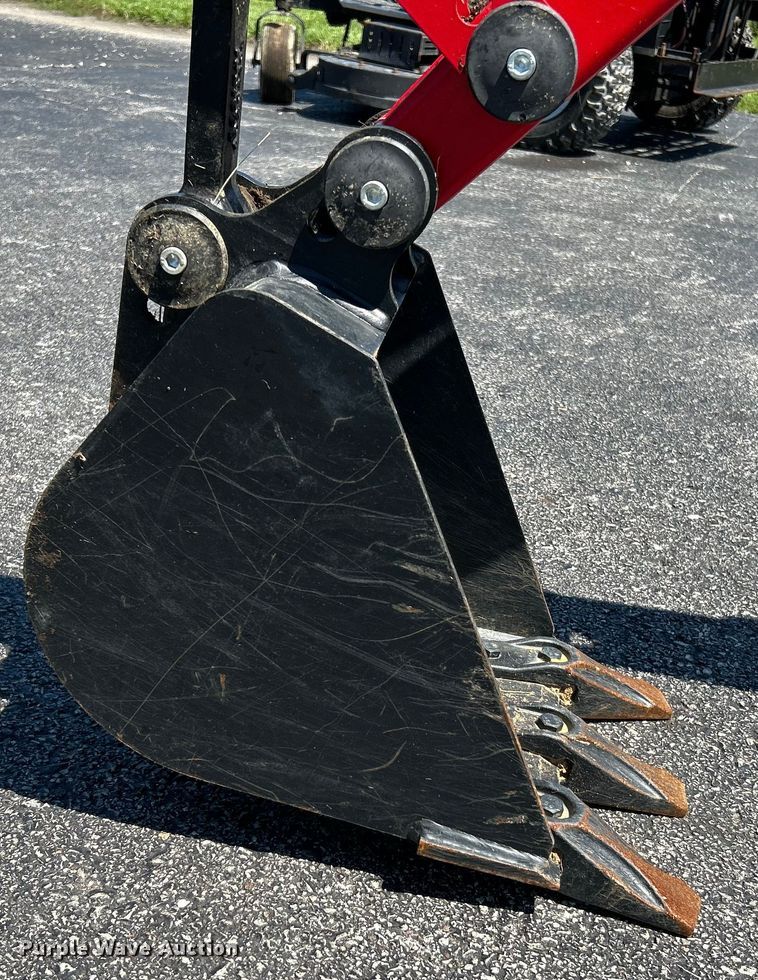 image for item NL9523 2021 Massey Ferguson GC1723  tractor