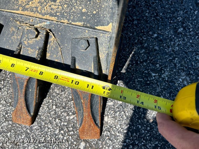 image for item NL9523 2021 Massey Ferguson GC1723  tractor