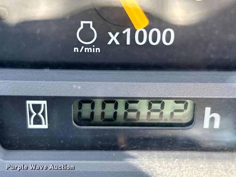 image for item NL9523 2021 Massey Ferguson GC1723  tractor