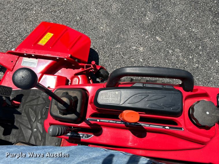 image for item NL9523 2021 Massey Ferguson GC1723  tractor