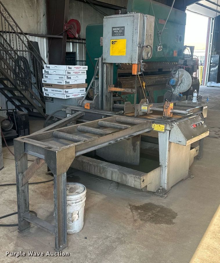 image for item NM9456 HEM V100LM-1  band saw