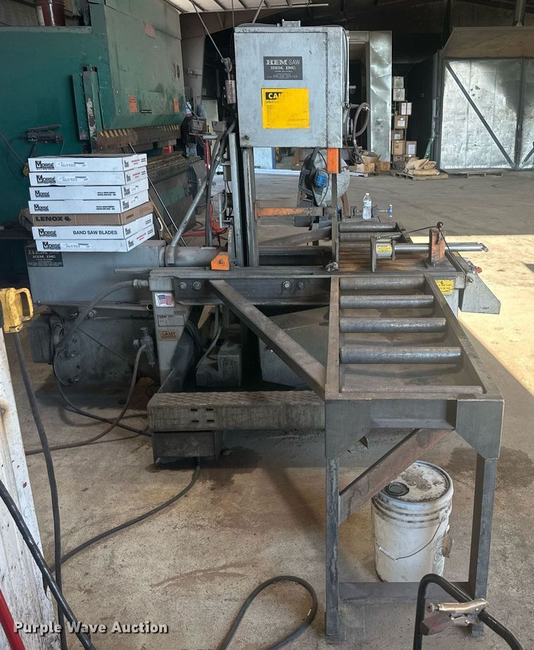 image for item NM9456 HEM V100LM-1  band saw