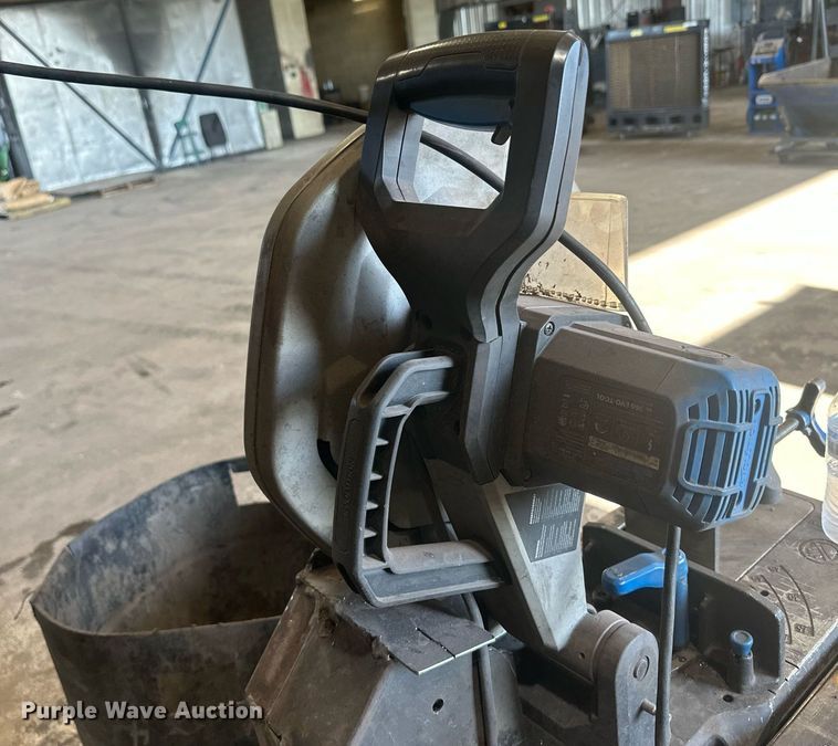 image for item NM9456 HEM V100LM-1  band saw