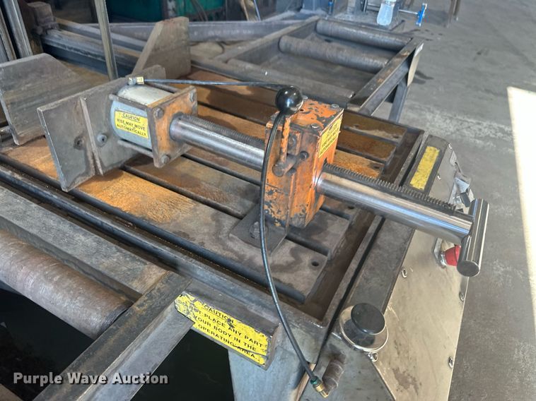 image for item NM9456 HEM V100LM-1  band saw