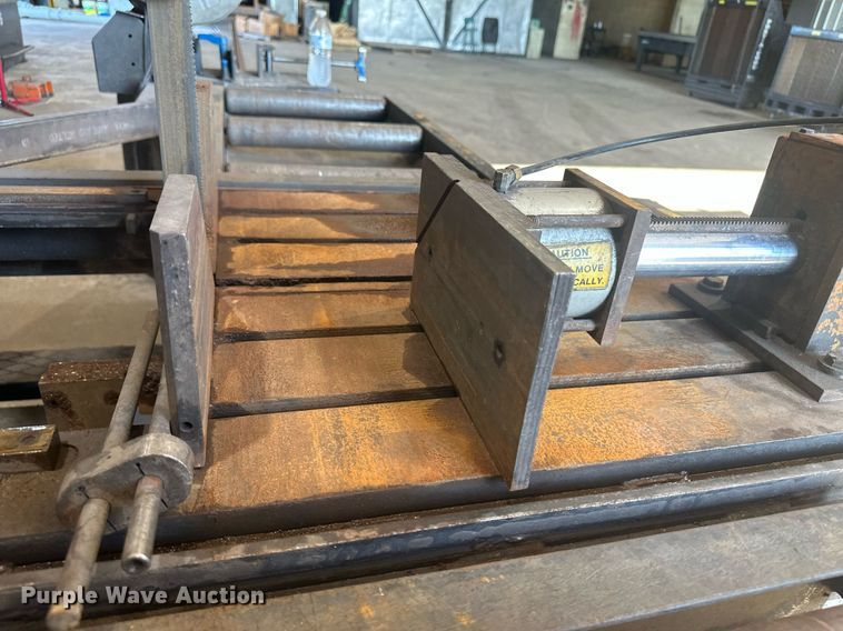 image for item NM9456 HEM V100LM-1  band saw