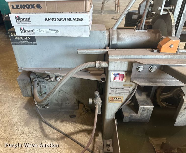 image for item NM9456 HEM V100LM-1  band saw