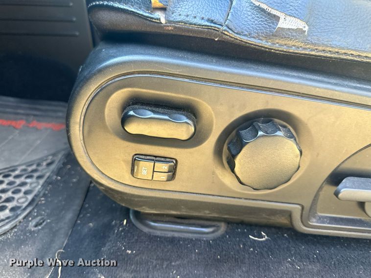 image for item NM9501 2007 Ford F150  SuperCrew pickup truck