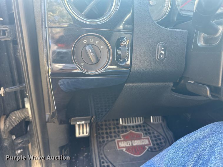 image for item NM9501 2007 Ford F150  SuperCrew pickup truck