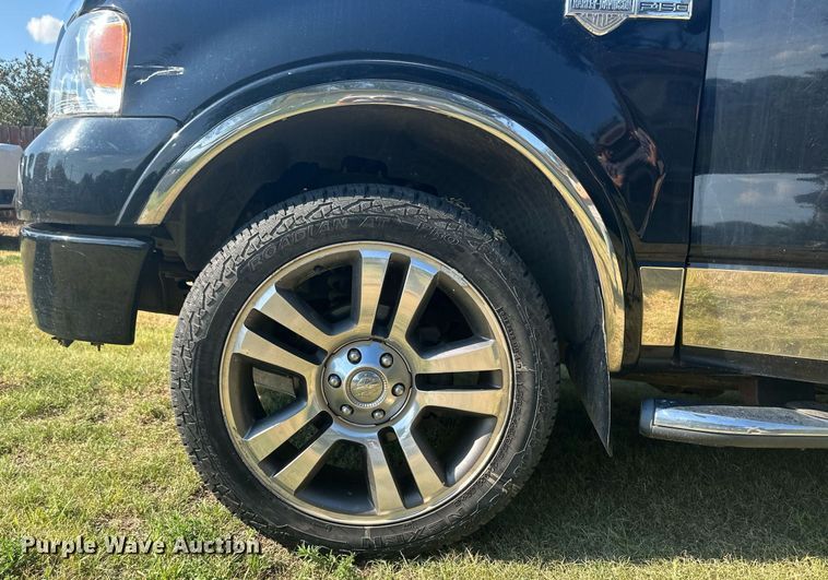 image for item NM9501 2007 Ford F150  SuperCrew pickup truck