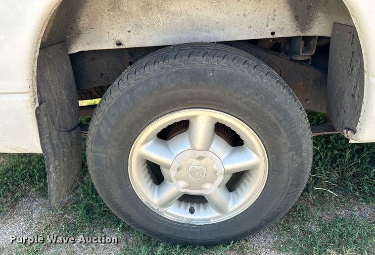 image for item NP9441 1998 Dodge Dakota Sport  pickup truck