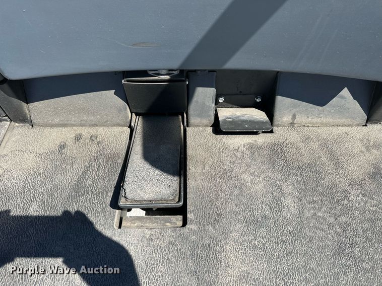 image for item NP9988 2015 Toyota 6BPU15  order picker