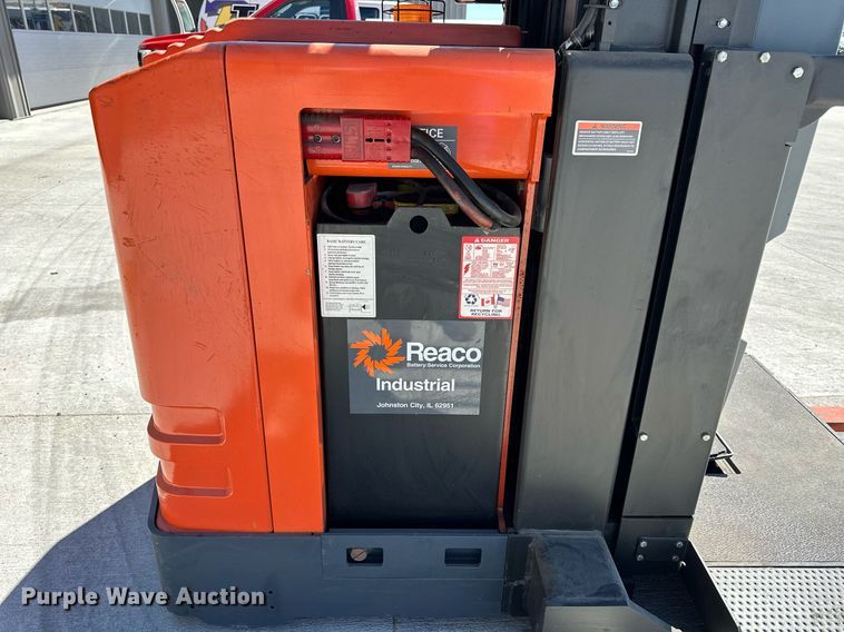 image for item NP9988 2015 Toyota 6BPU15  order picker