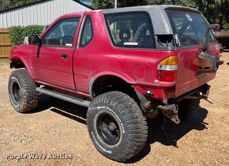 image for item NT9475 1998 Isuzu Amigo  SUV