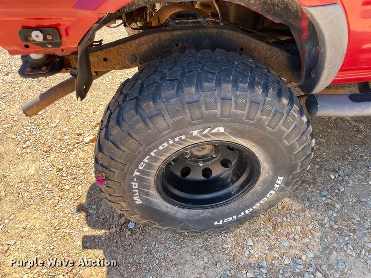 image for item NT9475 1998 Isuzu Amigo  SUV