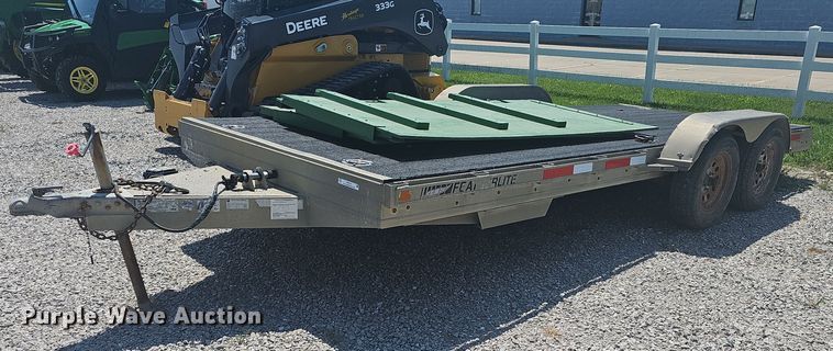 image for item NT9774 2014 Featherlite 3110-0017-STD  utility trailer