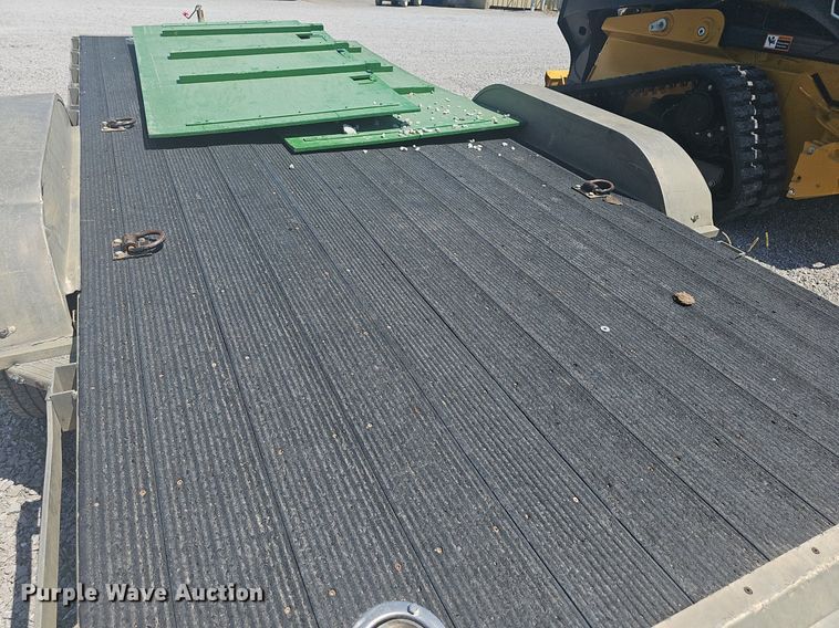 image for item NT9774 2014 Featherlite 3110-0017-STD  utility trailer