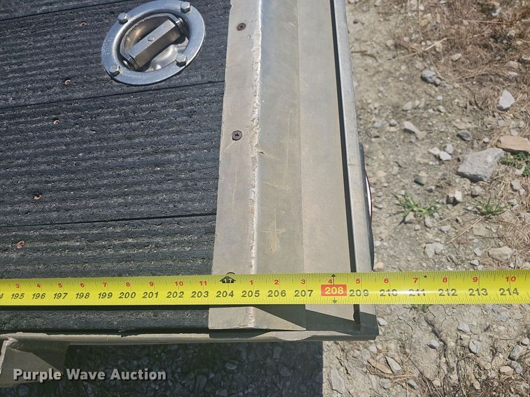 image for item NT9774 2014 Featherlite 3110-0017-STD  utility trailer