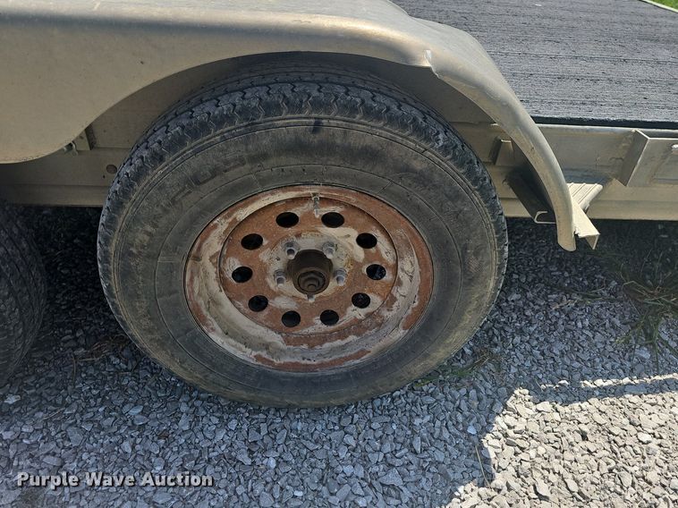 image for item NT9774 2014 Featherlite 3110-0017-STD  utility trailer