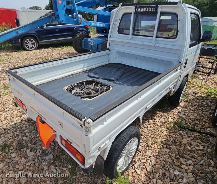 image for item NT9871 Honda  mini truck