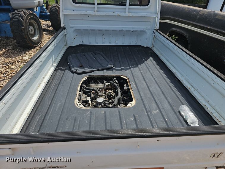 image for item NT9871 Honda  mini truck