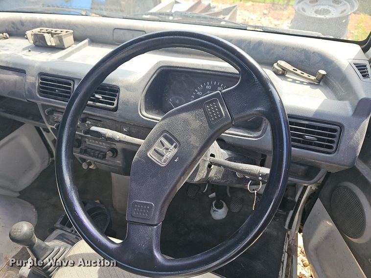 image for item NT9871 Honda  mini truck