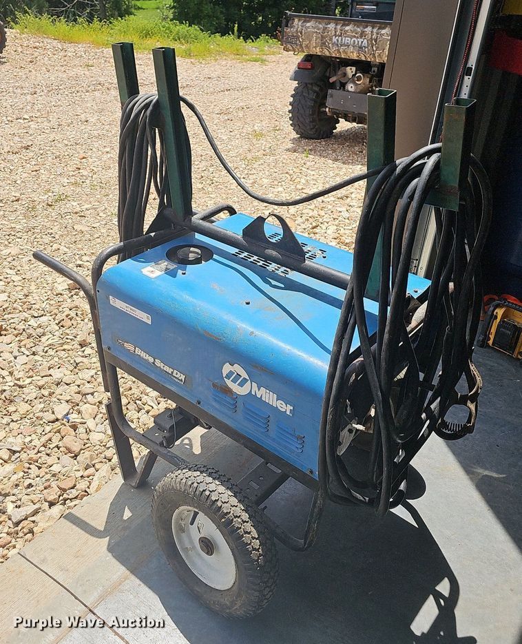 image for item NT9882 Miller Blue Star 185  welder/generator