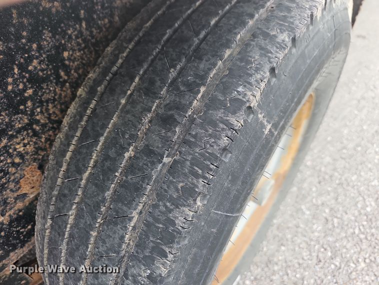 image for item NT9909 2016 Lamar  utility trailer