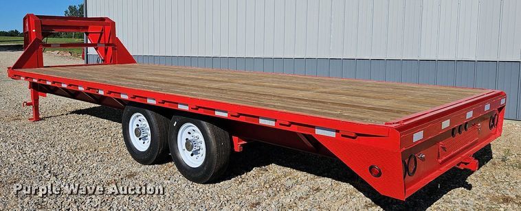 image for item NU9161 1998 Load Trail  equipment trailer