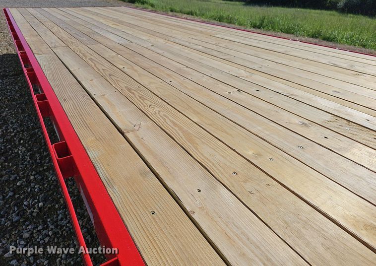 image for item NU9161 1998 Load Trail  equipment trailer