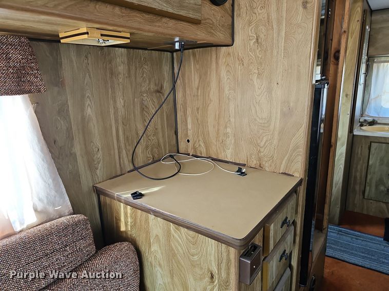 image for item NU9194 1984 Chevrolet G30  RV