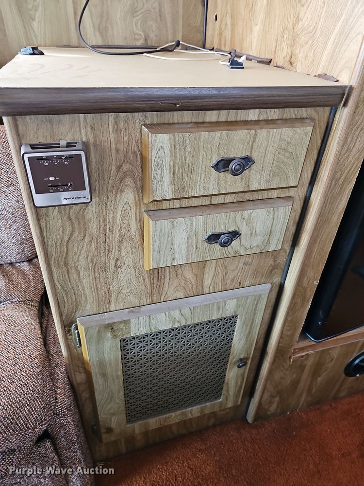 image for item NU9194 1984 Chevrolet G30  RV