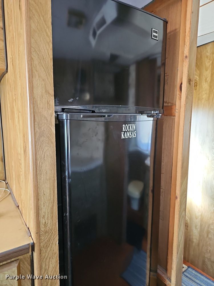 image for item NU9194 1984 Chevrolet G30  RV