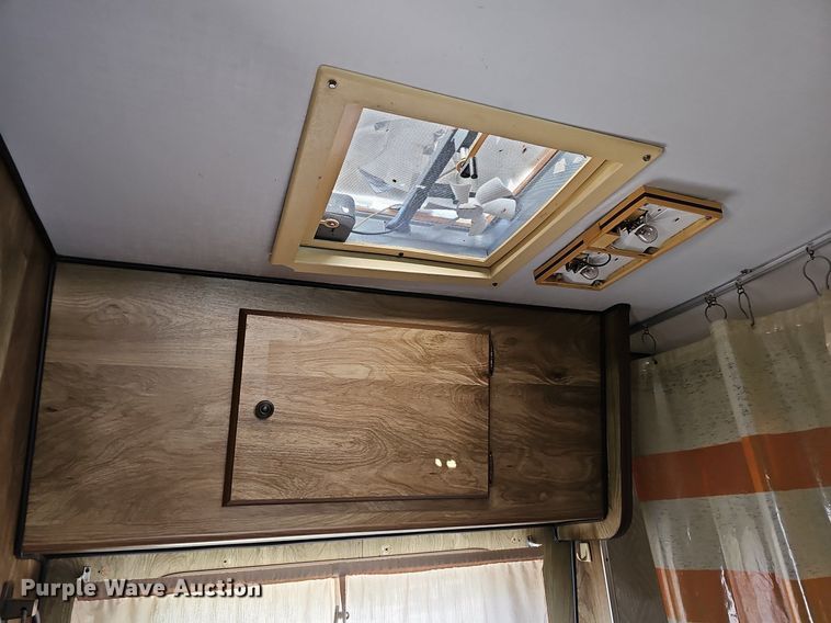 image for item NU9194 1984 Chevrolet G30  RV