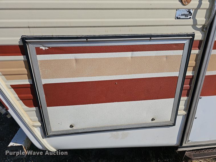 image for item NU9194 1984 Chevrolet G30  RV